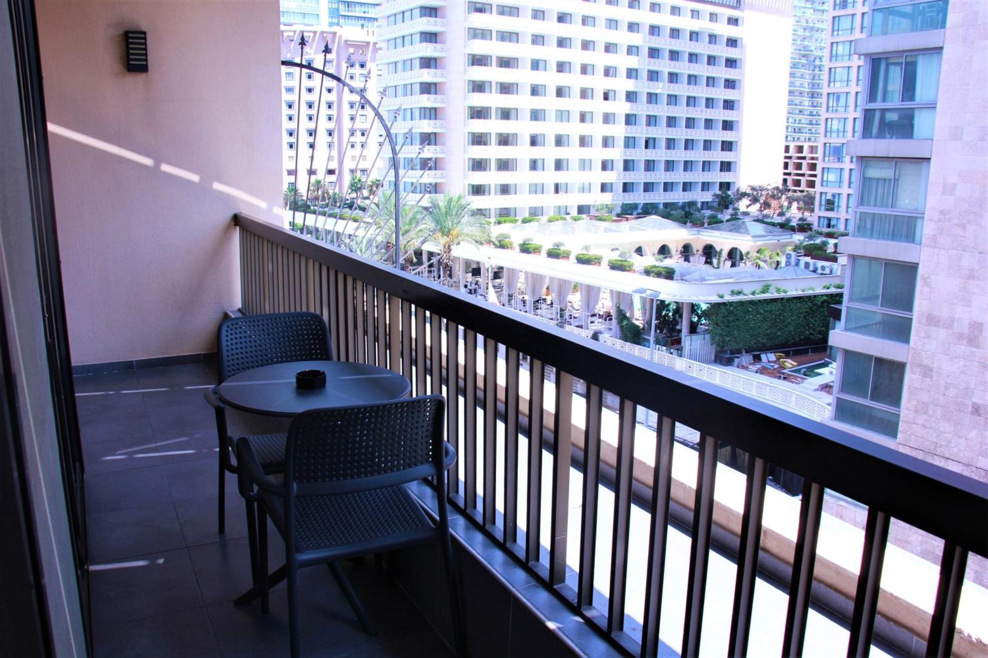 Beverly Hotel ベイルート エクステリア 写真